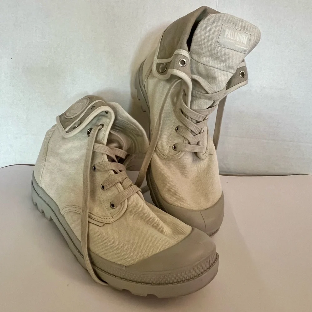 Palladium Baggy Fold-Over Boots in Cream - Picture 2 of 7